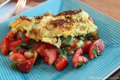 Tomato Basil Omelet